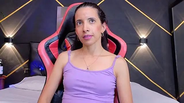 amabel_zambrano's cam snapshot