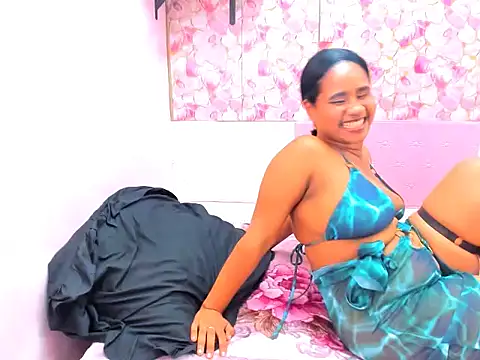 ebonyskylar694u's cam snapshot