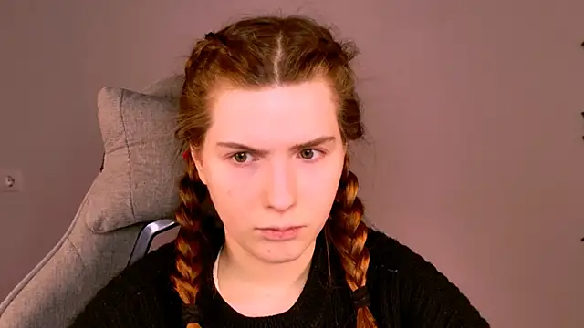 AliceCUNTach live sex cam