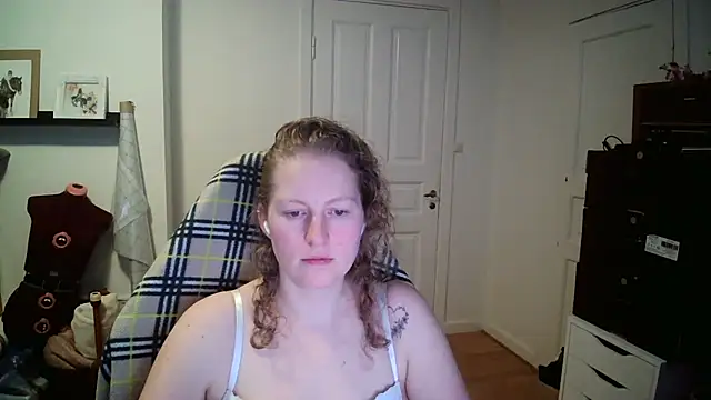 Girlnina-1995 live sex cam