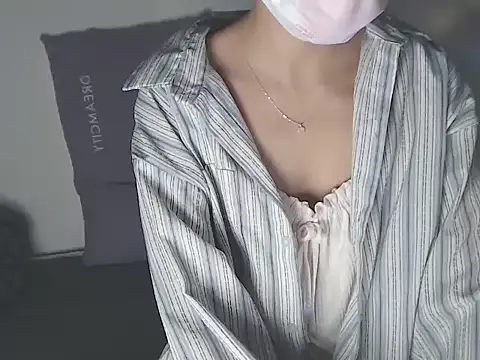 veelittle's cam snapshot