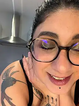 MlleMargaux's cam snapshot