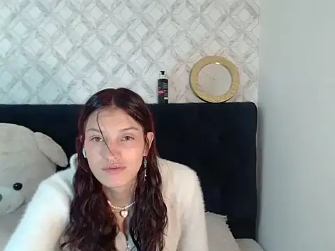 Emma-Wilson live sex cam