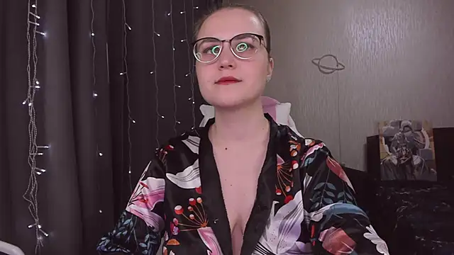 MissBrightShine live sex cam