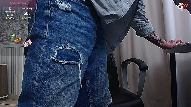 JonahShaw live sex cam