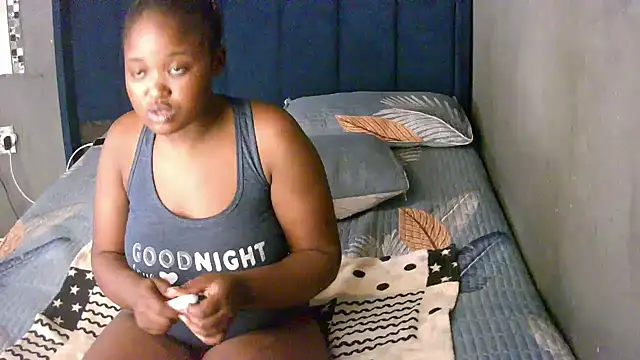 FREAKBARBIE02 live sex cam