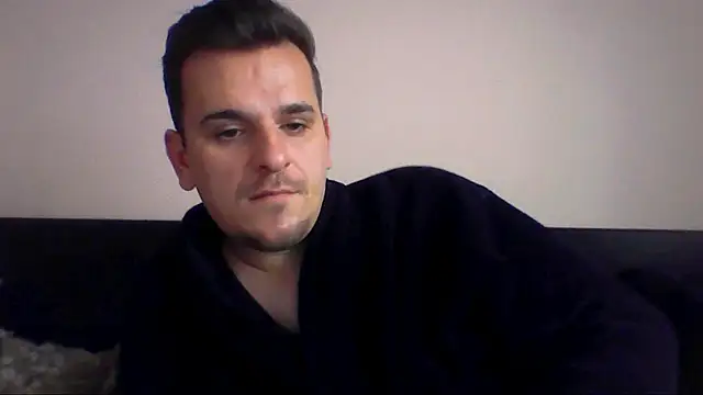 Huge_cock22cm's cam snapshot