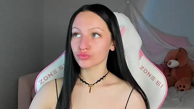 NaomiBlakes live sex cam