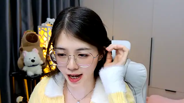 Qianqian-888 live sex cam