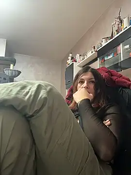 DaisyVibesss's cam snapshot