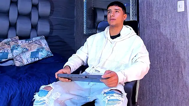 jaze_bradley live sex cam