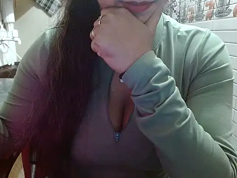 LovingPihu's cam snapshot