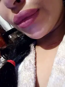 Sexlove1xo live sex cam