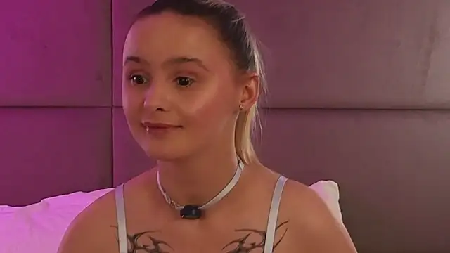 KittyOdley's cam snapshot