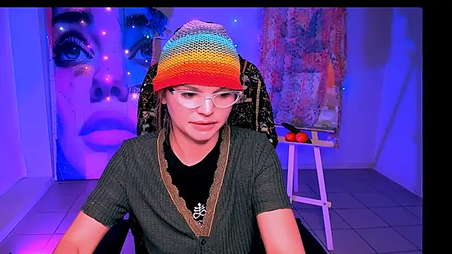 SaraGolben's cam snapshot