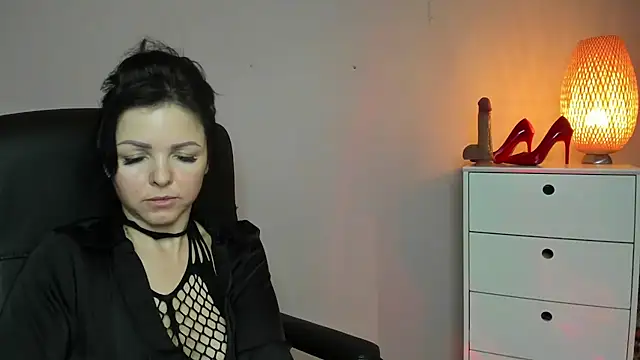 Mollybloom40 live sex cam