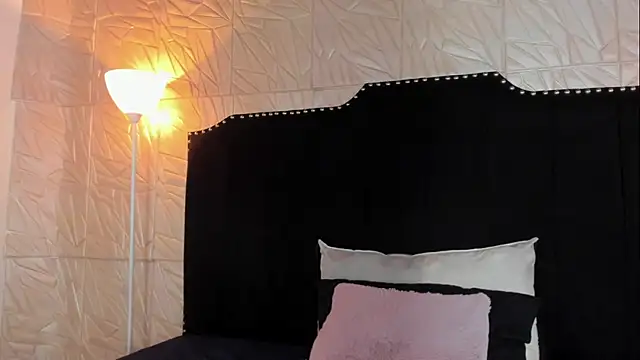 JennyRouse01's cam snapshot