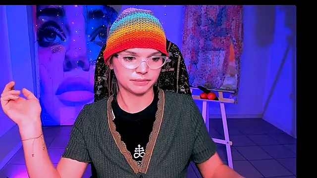 SaraGolben's cam snapshot