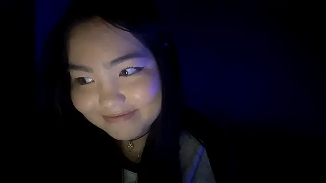 MollyAsian's cam snapshot