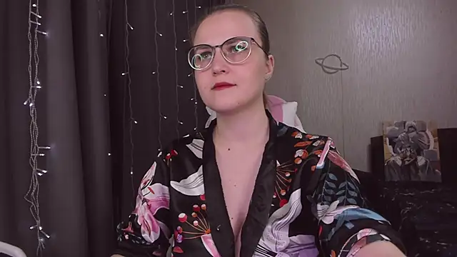 MissBrightShine's cam snapshot