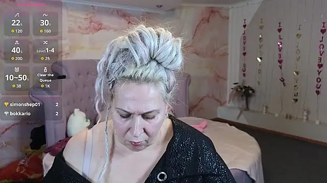 Penelope_Pinky's cam snapshot