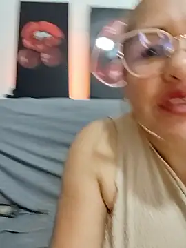AlexxiaaMat live sex cam