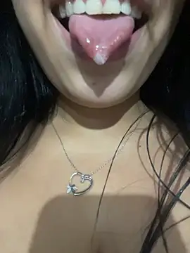 emmamilk6 live sex cam