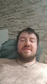 BeautifulPenis2002's cam snapshot