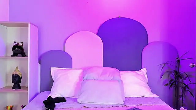 SophieGomez22 live sex cam