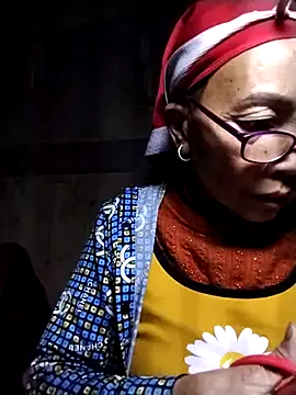 -Xuka-200 live sex cam