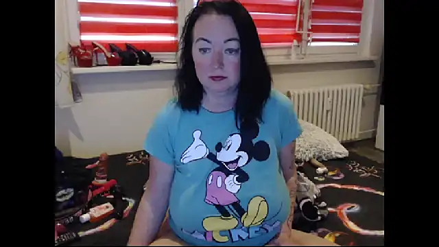 Alexie33 live sex cam