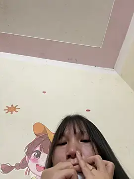 Charlotte-ee's cam snapshot