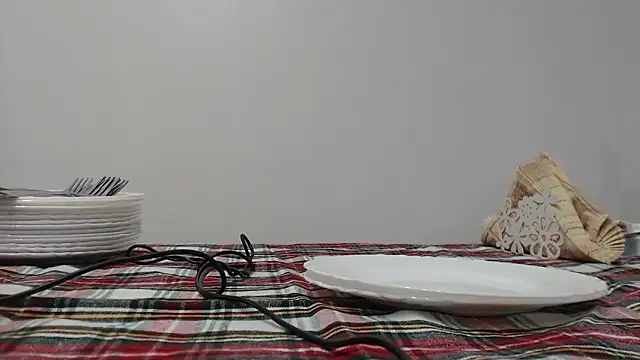 _JustmeHere_ live sex cam