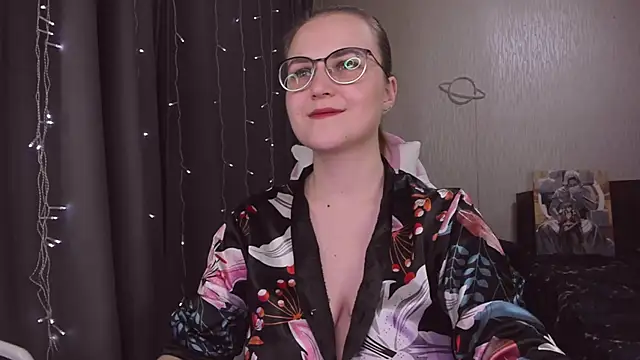 MissBrightShine's cam snapshot