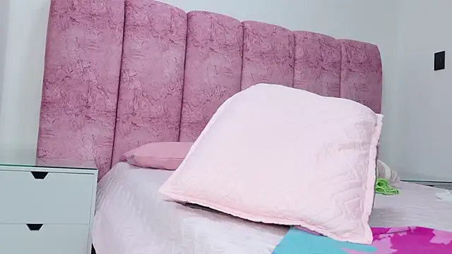 kendal_rossi live sex cam