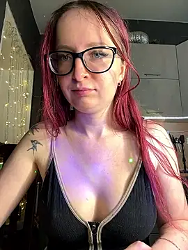 coy_girl_'s cam snapshot