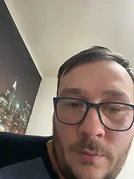 ionut9879 live sex cam