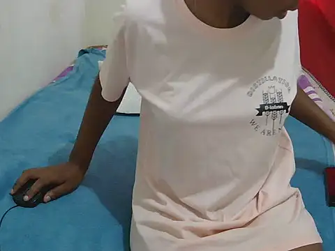 Dark-dindy18's cam snapshot