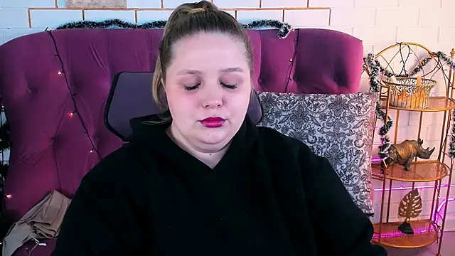 SladaDell's cam snapshot