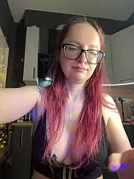 coy_girl_'s cam snapshot