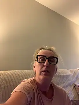 Mrsmoggy's cam snapshot