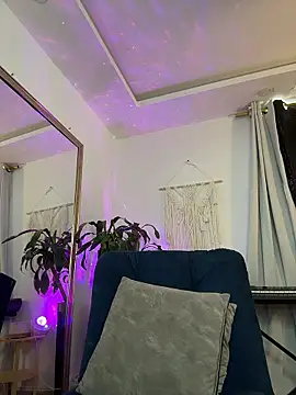 aaroncolombia live sex cam