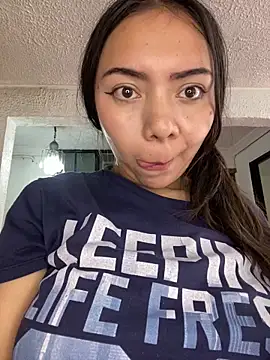 valepradaoficial live sex cam