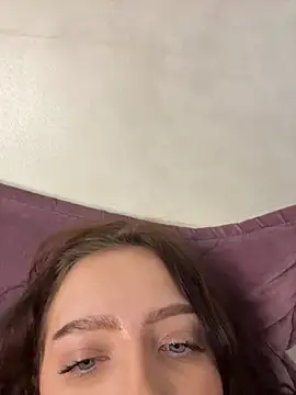 Hannah_xBaby live sex cam