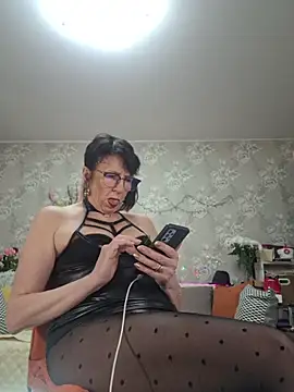 LaliaMia live sex cam