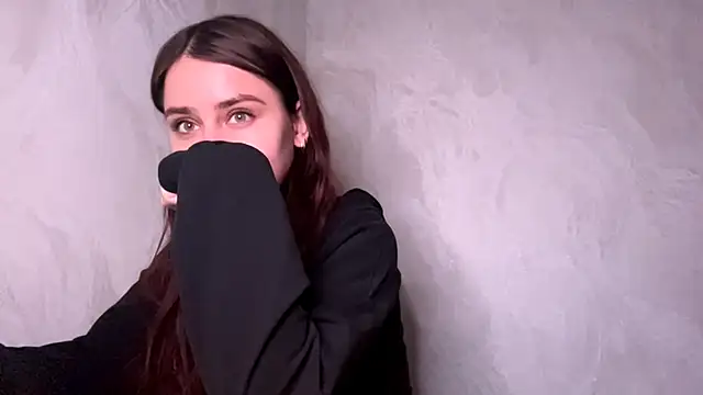 MiloyNoir live sex cam