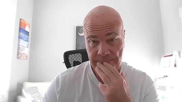 cyclone8888 live sex cam