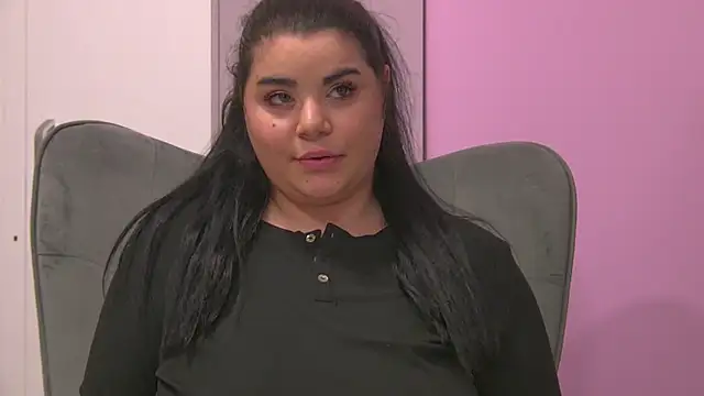 BustyMadison live sex cam