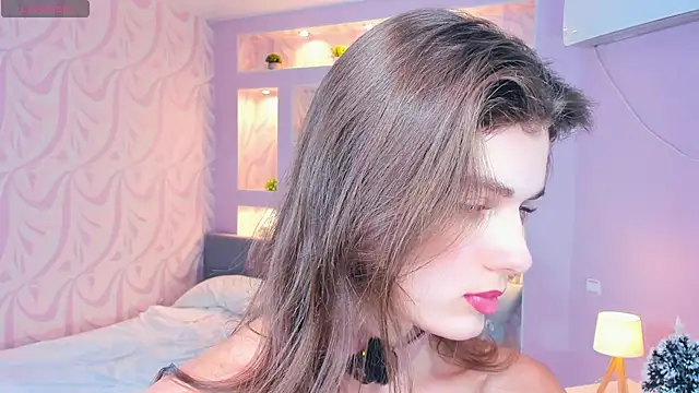 FloraDobb's cam snapshot