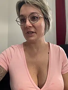 marinella07 live sex cam